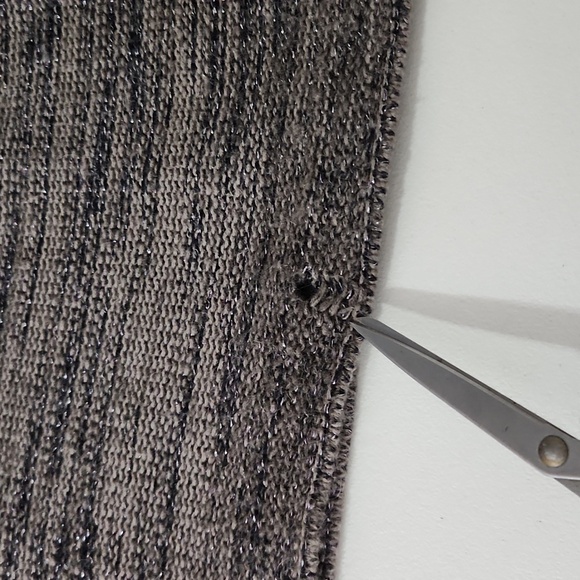 Gap womens sweater wool blend knit size XL FLAW HOLE - Picture 7 of 11